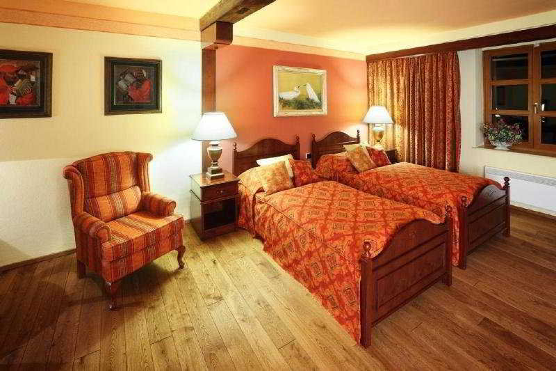 Room
 di Mlyn Karlstejn