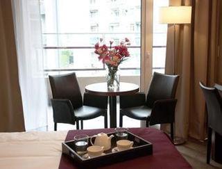 Room thumbnail 15