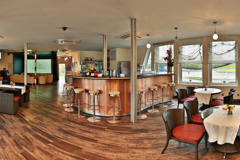 Bar
 di GreenYacht Hotel