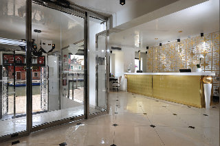 Lobby
 di Carnival Palace