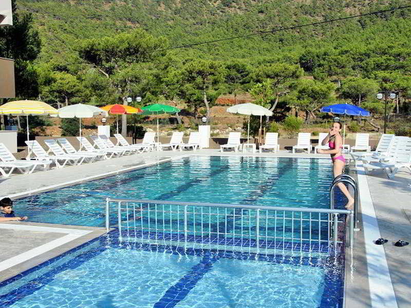 Pool
 di Buhana
