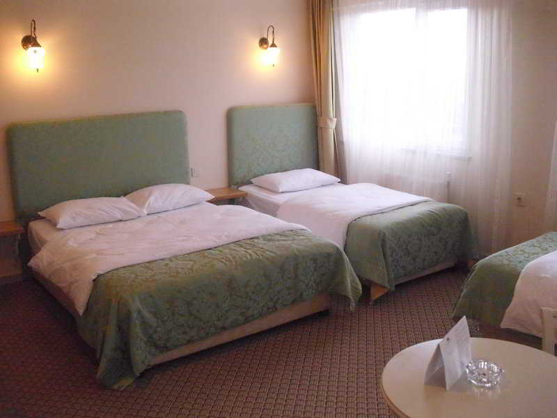 Room
 di Saricay