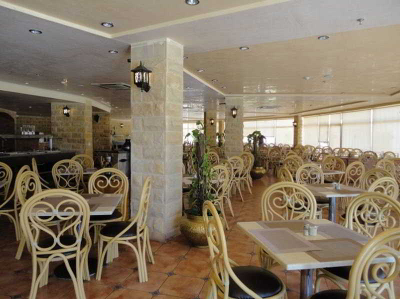 General view
 di Topaz Suites Hotel