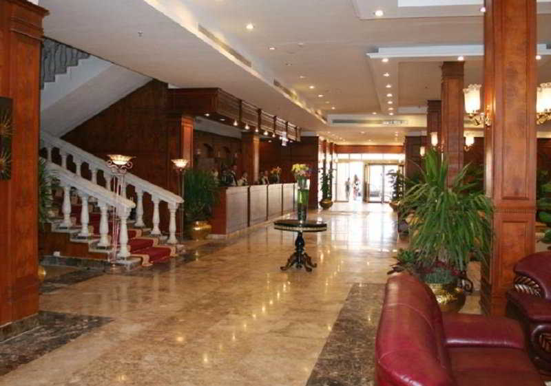 Lobby
 di Topaz Suites Hotel