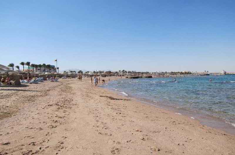 Beach
 di Topaz Suites Hotel