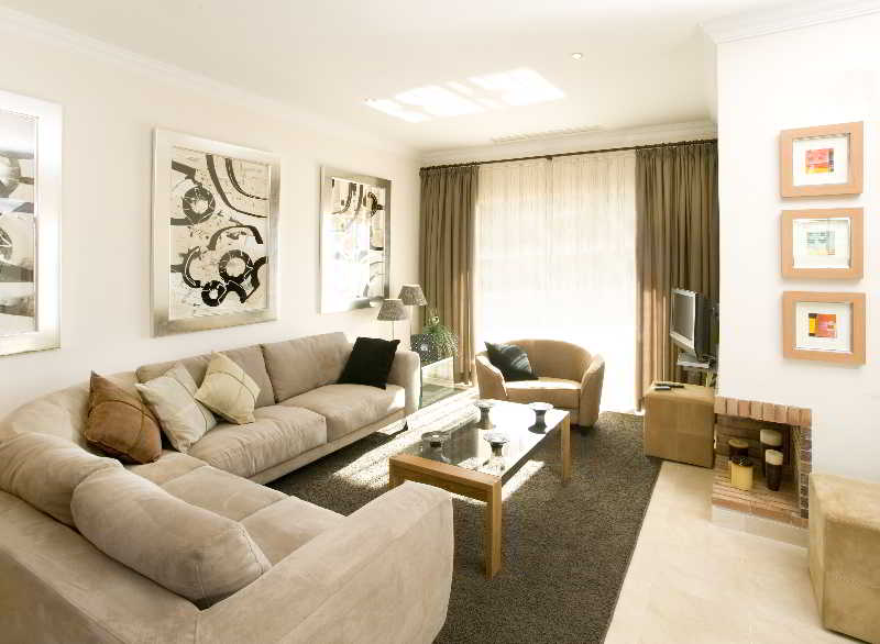 Room Room