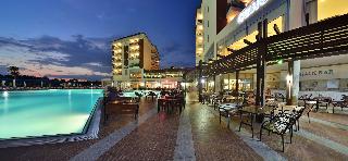 Cenger Beach Resort & Spa