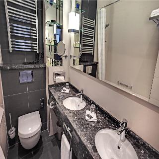 Room
 di Cosmopolite