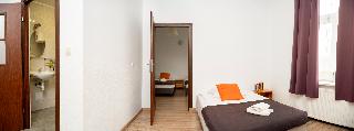 Station Aparthotel photo 5