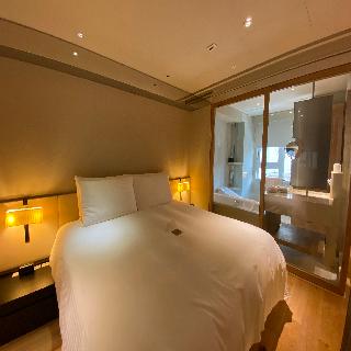 Room:DBL.SU