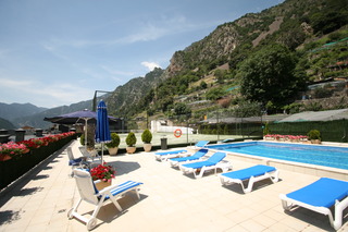 Pyrénées - Pool