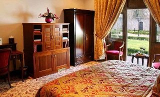 Room
 di Lough Rynn Castle