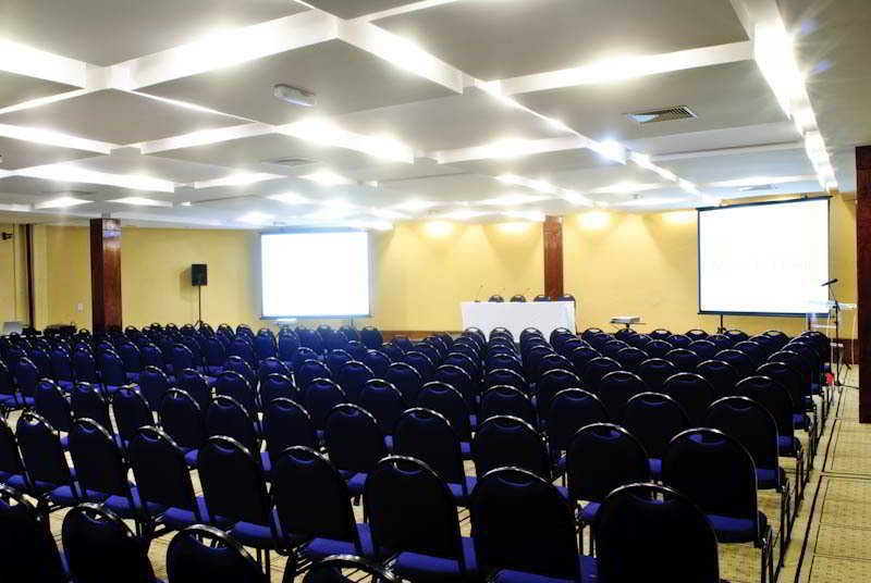 Conferences
 di Nobile Lakeside Convention & Resort