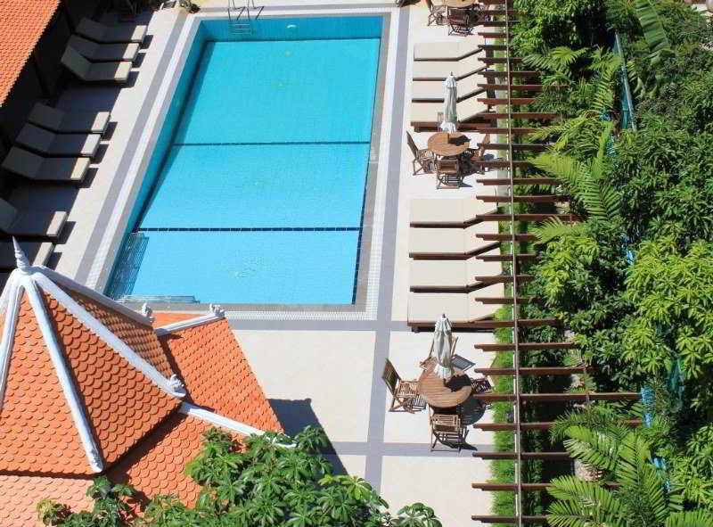 Pool
 di Golden Sea Hotel & Casino