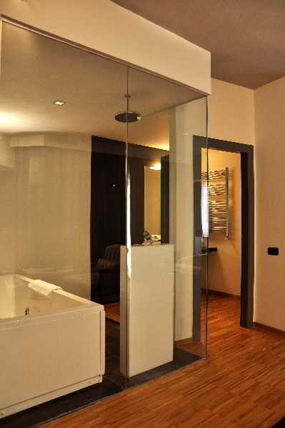 Room
 di Sarroglia Hotel