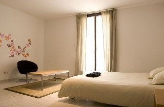 Room
 di Bacardi Central Suites