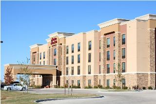 Hampton Inn & Suites Watertown