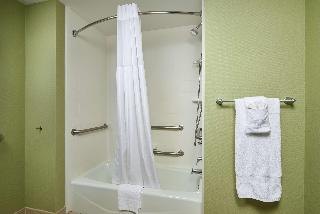 2 Queens Mobility/Hearing Access Tub Nosmok