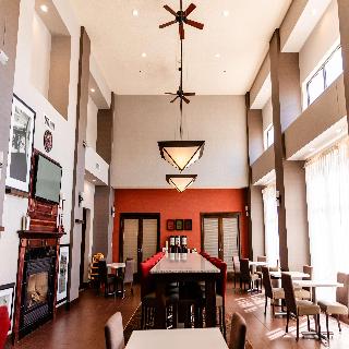 Hampton Inn & Suites Scottsbluff-Conference Center