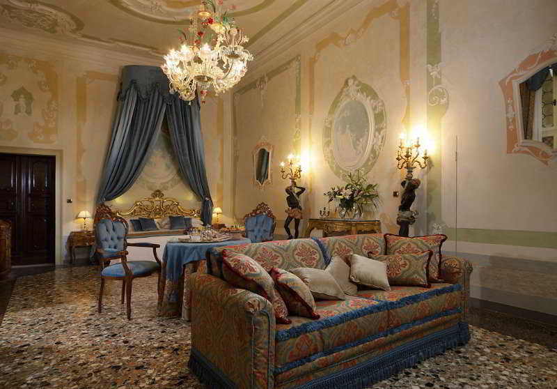 Room
 di Palazzo Paruta