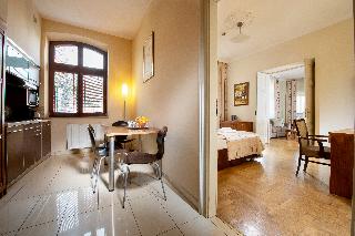 Red Brick Apartments photo 10