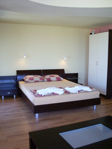 Room
 di Hawaii Lozenets