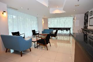 Tun Fatimah Riverside Hotel - Restaurant