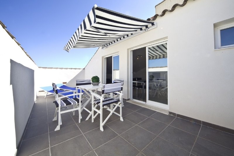 Terrace
 di Apartamentos Marina Suites