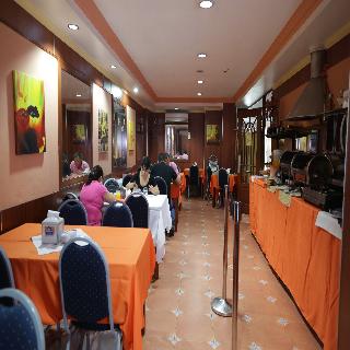 La Cresta Inn - Restaurant