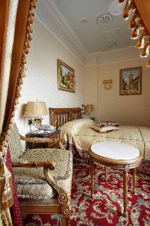 Room
 di Taleon Imperial