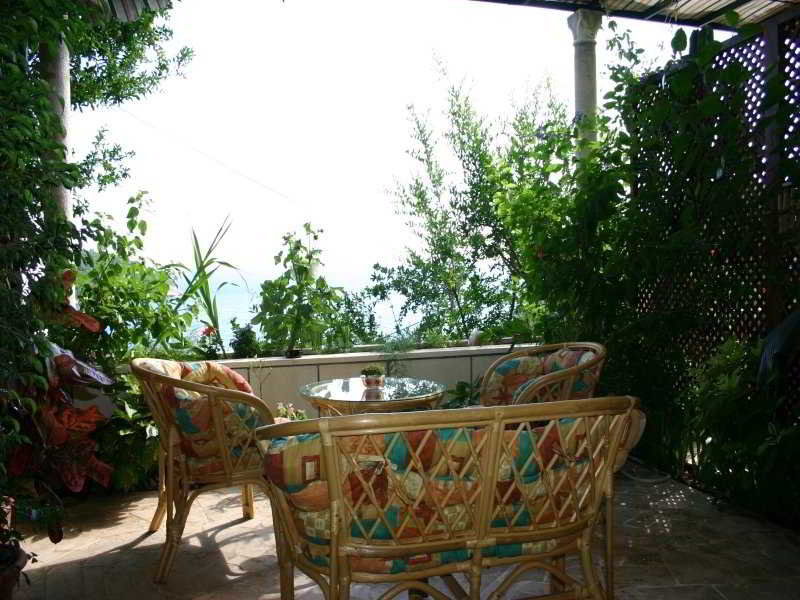 Terrace
 di Apartments Kiki