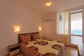 Room
 di Grand Sirena