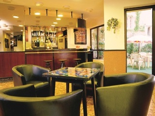 Bar thumbnail 9