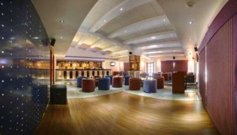 Restaurant
 di Tulip Inn Hyderabad