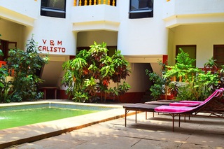 Pool
 di V & M Calisto's Guest House