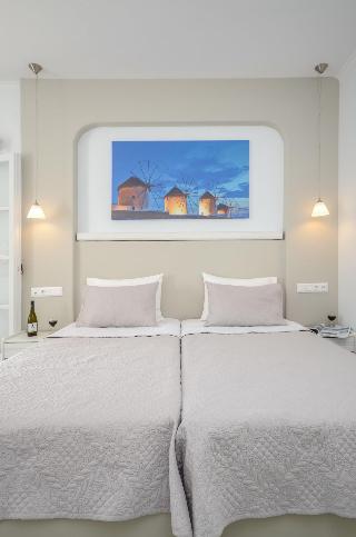 Birikos Studios & Apartments