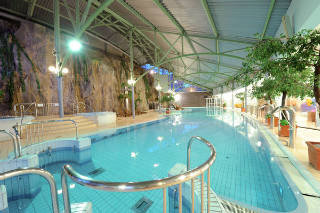 Pool
 di Holiday Club Tampereen Kylpylä