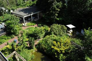 Villa Viktoria, Dusseldorf