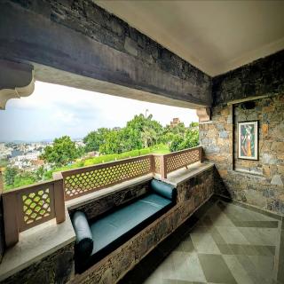 Room Room