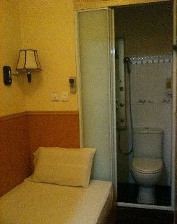 Room
 di USA Hostel