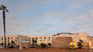 Redondo Beach Hotel, Tapestry Collection by Hilton