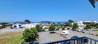 1 King Bed Non-Smoking Communication Assistance Balcony Bayview Full Breakfast