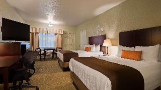 2 Queen Beds  Non-Smoking Flat Screen Television Microwave And Refrigerator High Speed Internet Acce