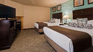2 Queen Beds  Non-Smoking Flat Screen Television Microwave And Refrigerator High Speed Internet Acce