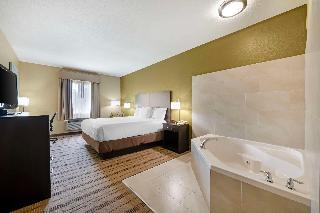 1 King Bed Non-Smoking High Speed Internet Access Whirlpool Microwave And Refrigerator Full Breakfa