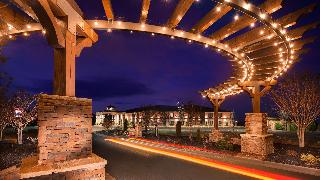 Aiden by Best Western Warm Springs Hotel and Event