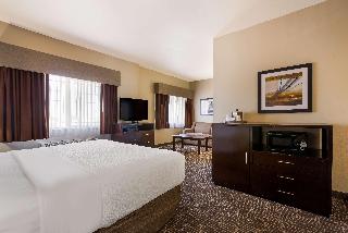 1 KING BED,NSMK,HI SPEED NET,MICROFRIDGE,OVERSIZED,FULL BREAKFAST