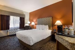 ACCESSIBLE - 1 QUEEN,MOBILITY ACCESSIBLE,ROLL IN SHOWER,NSMK,FULL BREAKFAST