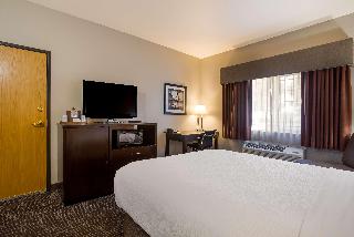 ACCESSIBLE - 1 QUEEN,MOBILITY ACCESSIBLE,ROLL IN SHOWER,NSMK,FULL BREAKFAST
