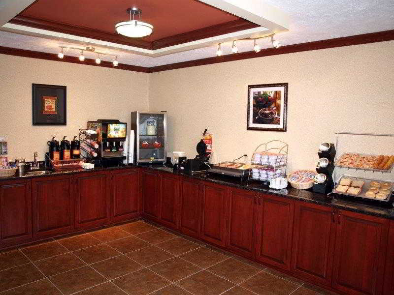 Days Inn by Wyndham Lincoln